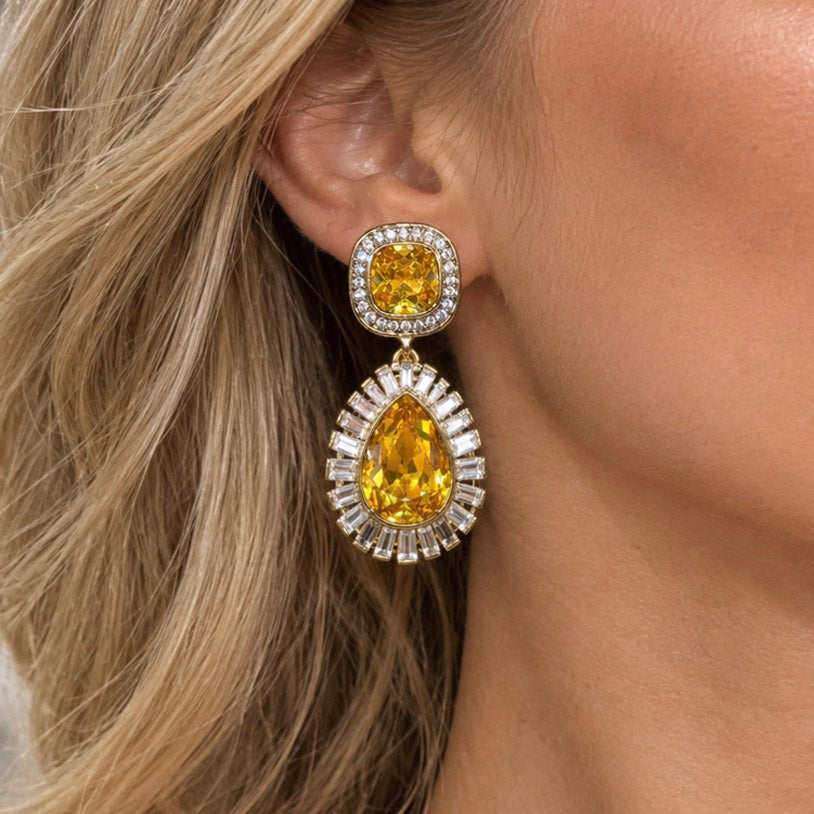 Vintage Style Gold-Tone Crystal Drop Earrings, Retro Statement Jewelry for Women