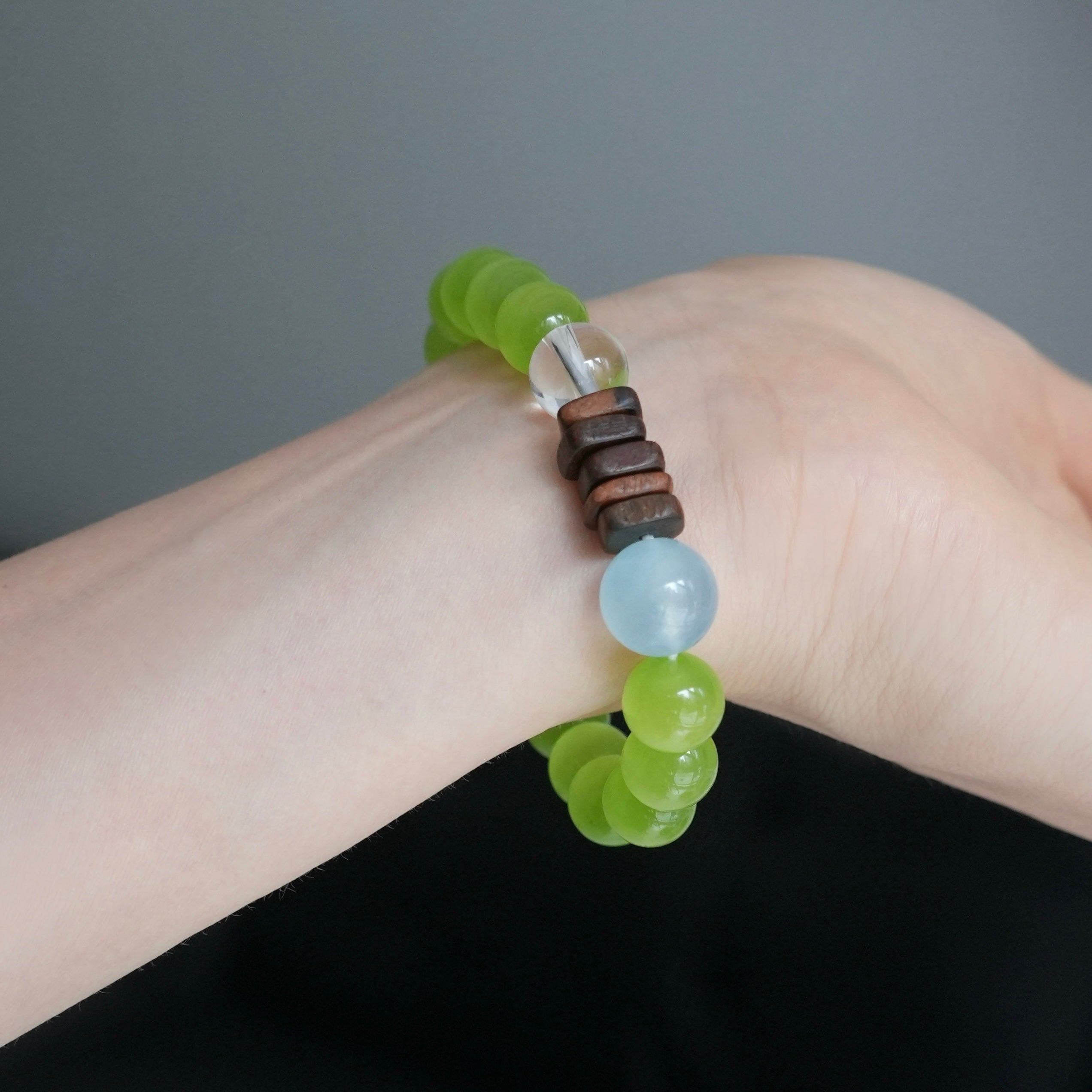 10mm Green Cat's Eye, Aquamarine, Clear Quartz & Agarwood Bracelet