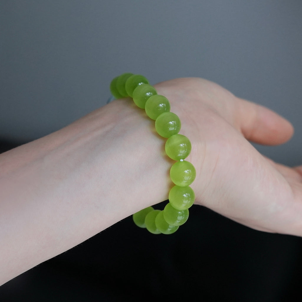 10mm Green Cat's Eye, Aquamarine, Clear Quartz & Agarwood Bracelet
