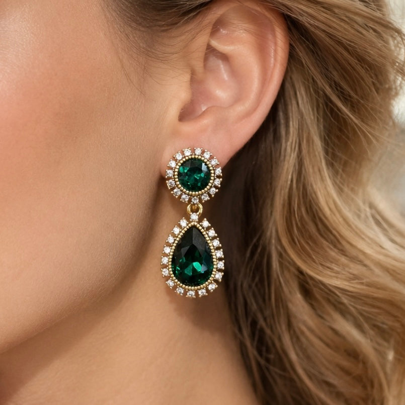 Vintage Style Green Crystal Drop Earrings for Women, Elegant Gold Tone Statement Earrings, Retro Jewelry Gift